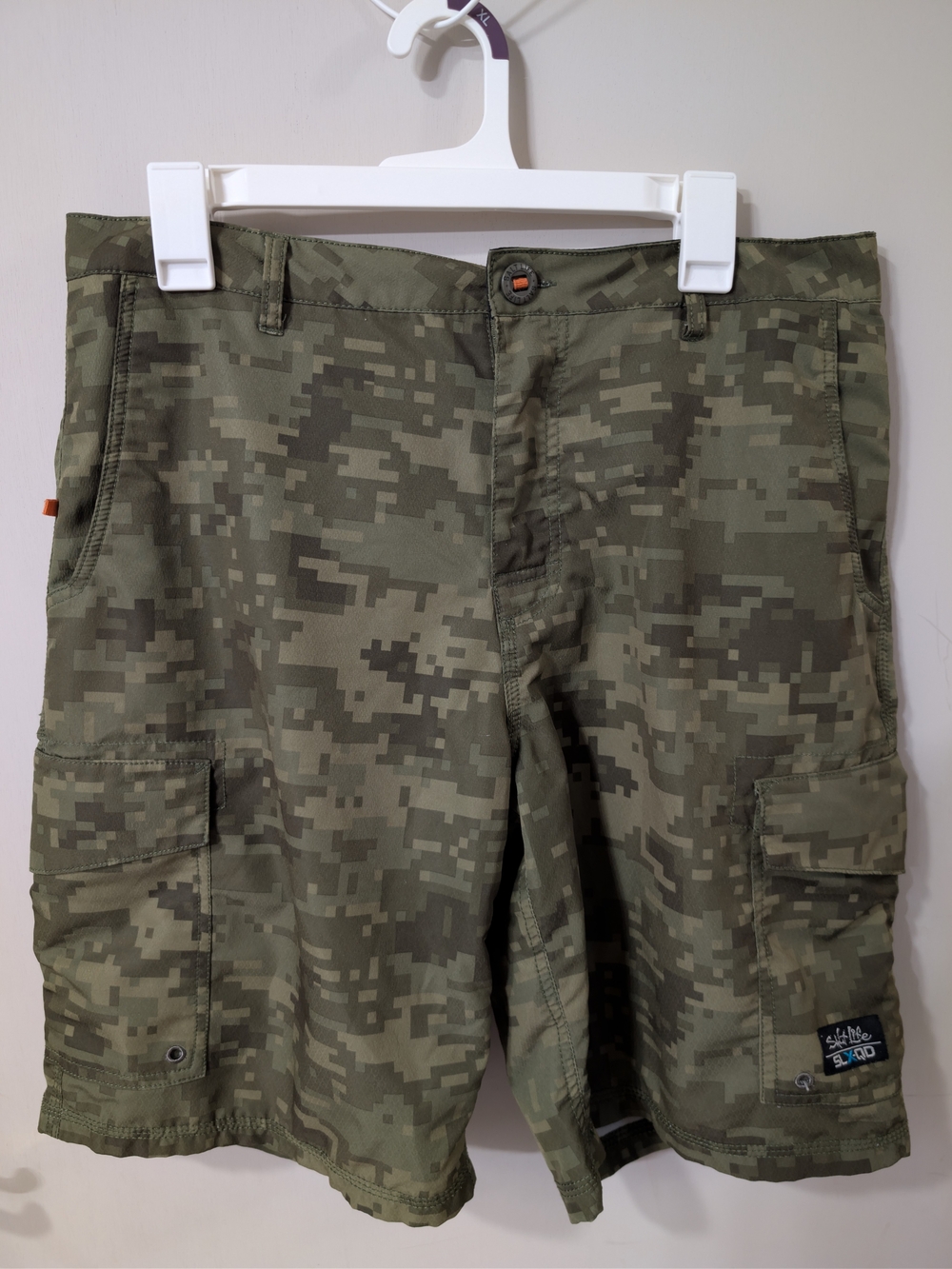 Salt Life Olive Digital Camo Cargo Shorts 32 Board Shorts